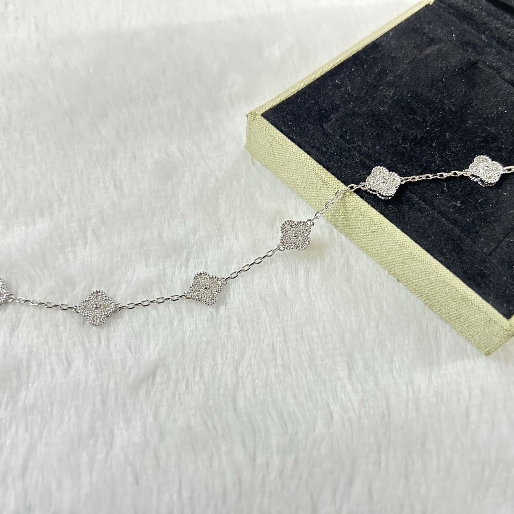 [Topon]CLOVER 6 MOTIF DIAMOND BRACELET