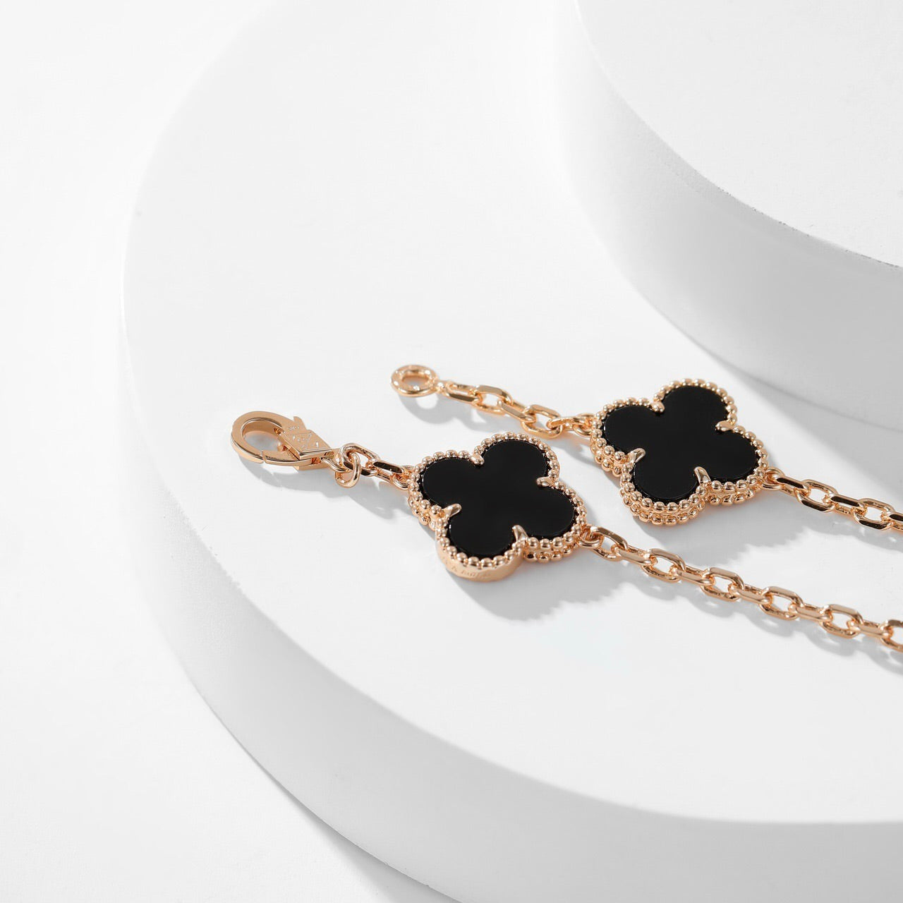 [BIJOUX] COLLIER TRÈFLE 10 MOTIFS ONYX