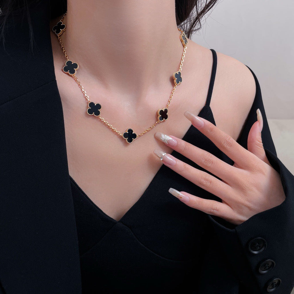 [BIJOUX] COLLIER TRÈFLE 10 MOTIFS ONYX