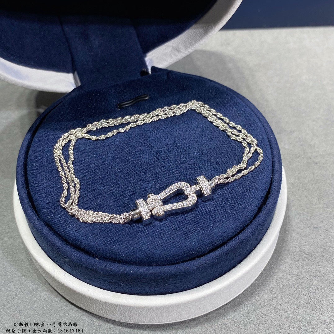 [BIJOUX]BRACELET FORCE PETIT FER À CHEVAL EN CHAÎNE DE DIAMANTS