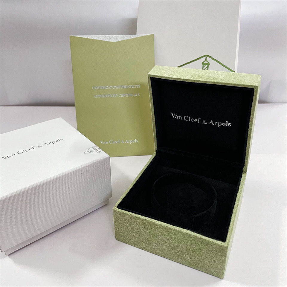 [BIJOUX]Coffret Cadeau Bague Collier Bracelet Trèfle Van Cleef & Arpels
