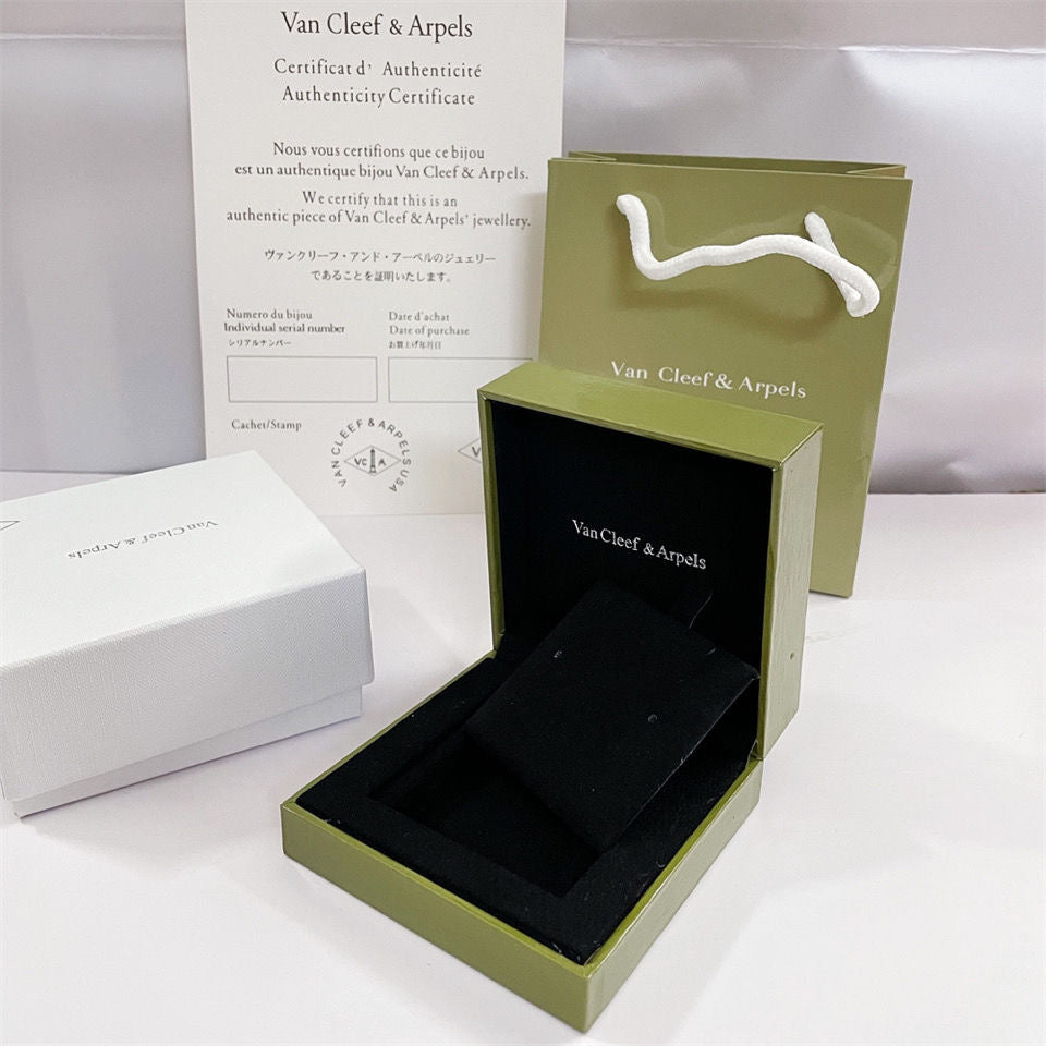 [BIJOUX]Coffret Cadeau Bague Collier Bracelet Trèfle Van Cleef & Arpels