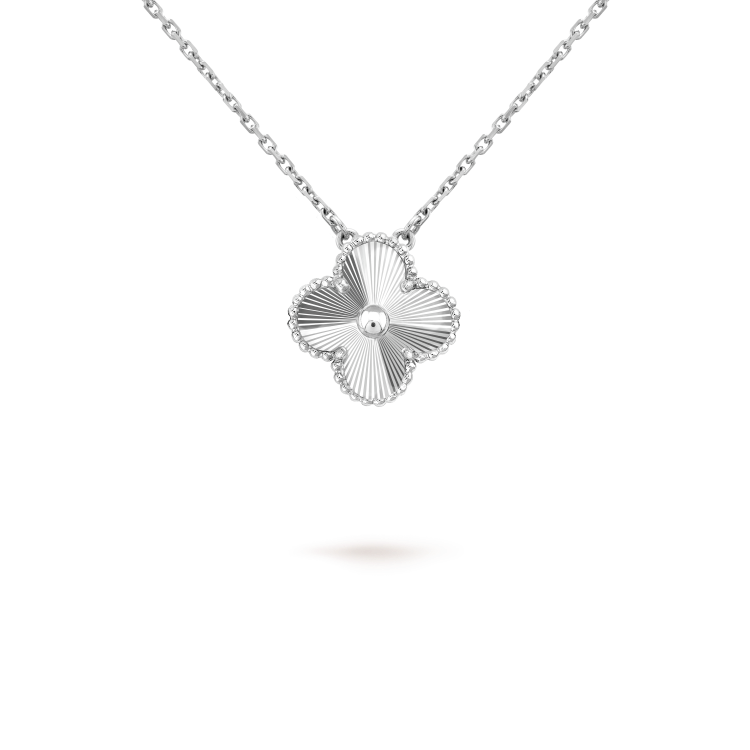[Topon]CLOVER 15MM LASER NECKLACE SILVER