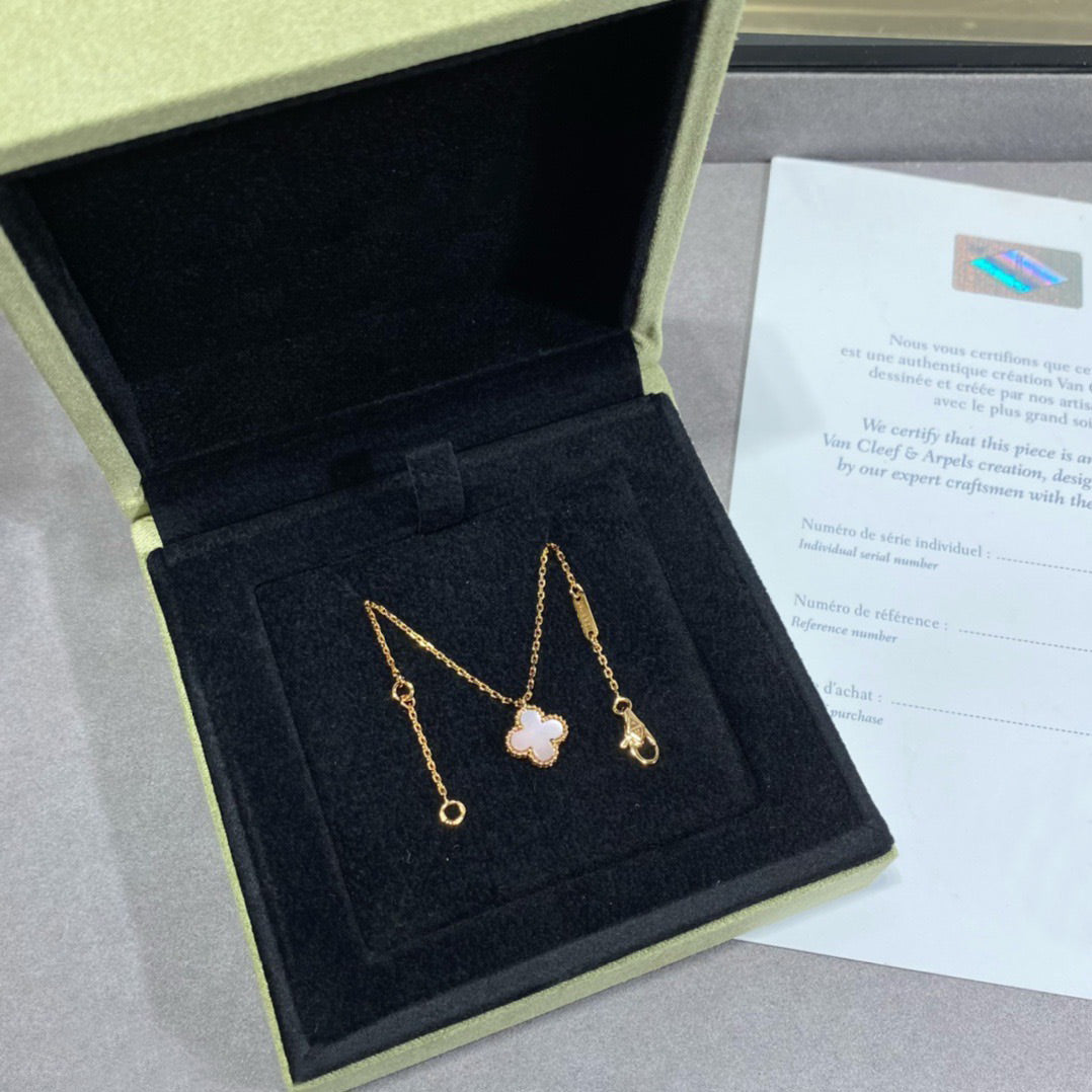 [Topon]CLOVER 15MM PINK MOTHER-OF-PEARL SINGLE FLOWER NECKLACE