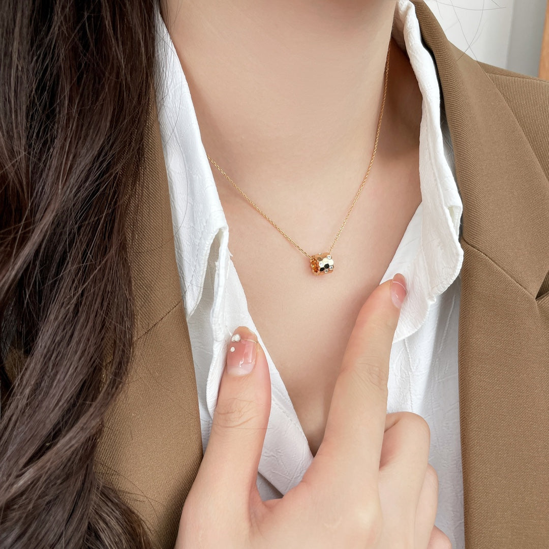 [BIJOUX]COLLIER DIAMANT MINI PÉDANT ABEILLE