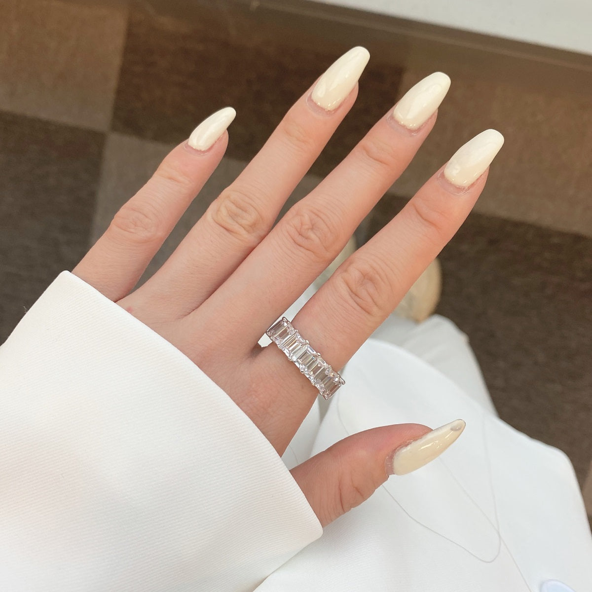 [Goodv] Bague tennis élégante taille émeraude de 0,75 carat