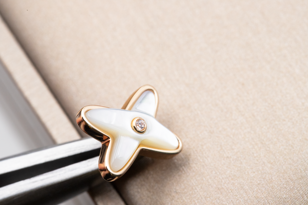 [BIJOUX]JEUX DE WHITE MOP ROSE GOLD DIAMOND EARRINGS