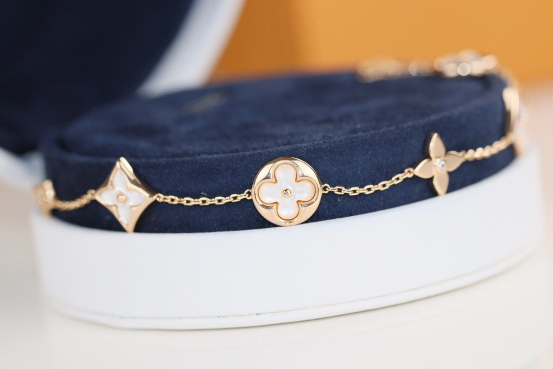 [BIJOUX] BRACELET TRÈFLE À FEUILLES