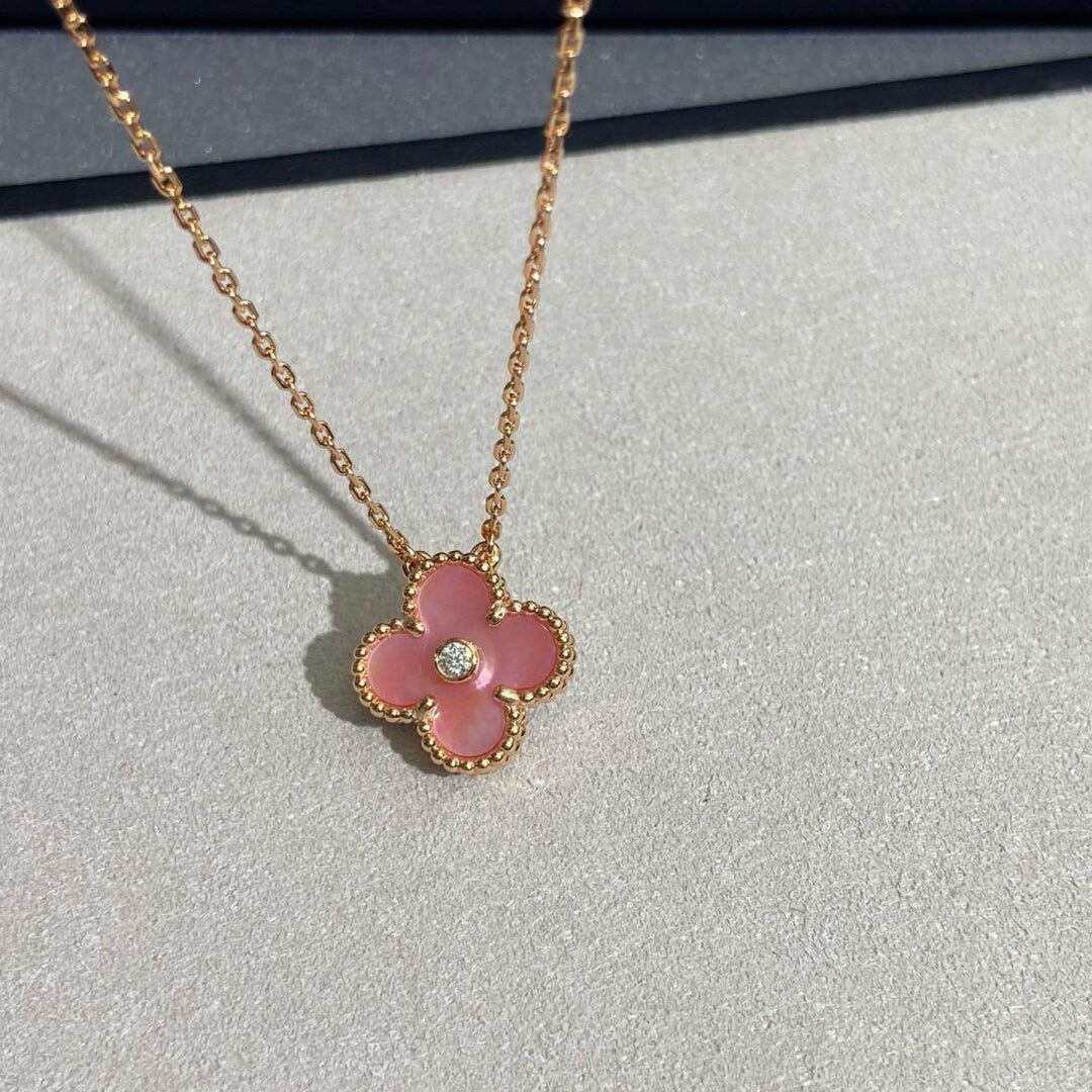 [BIJOUX]COLLIER TRÈFLE 15 MM NACRE ROSE DIAMANT