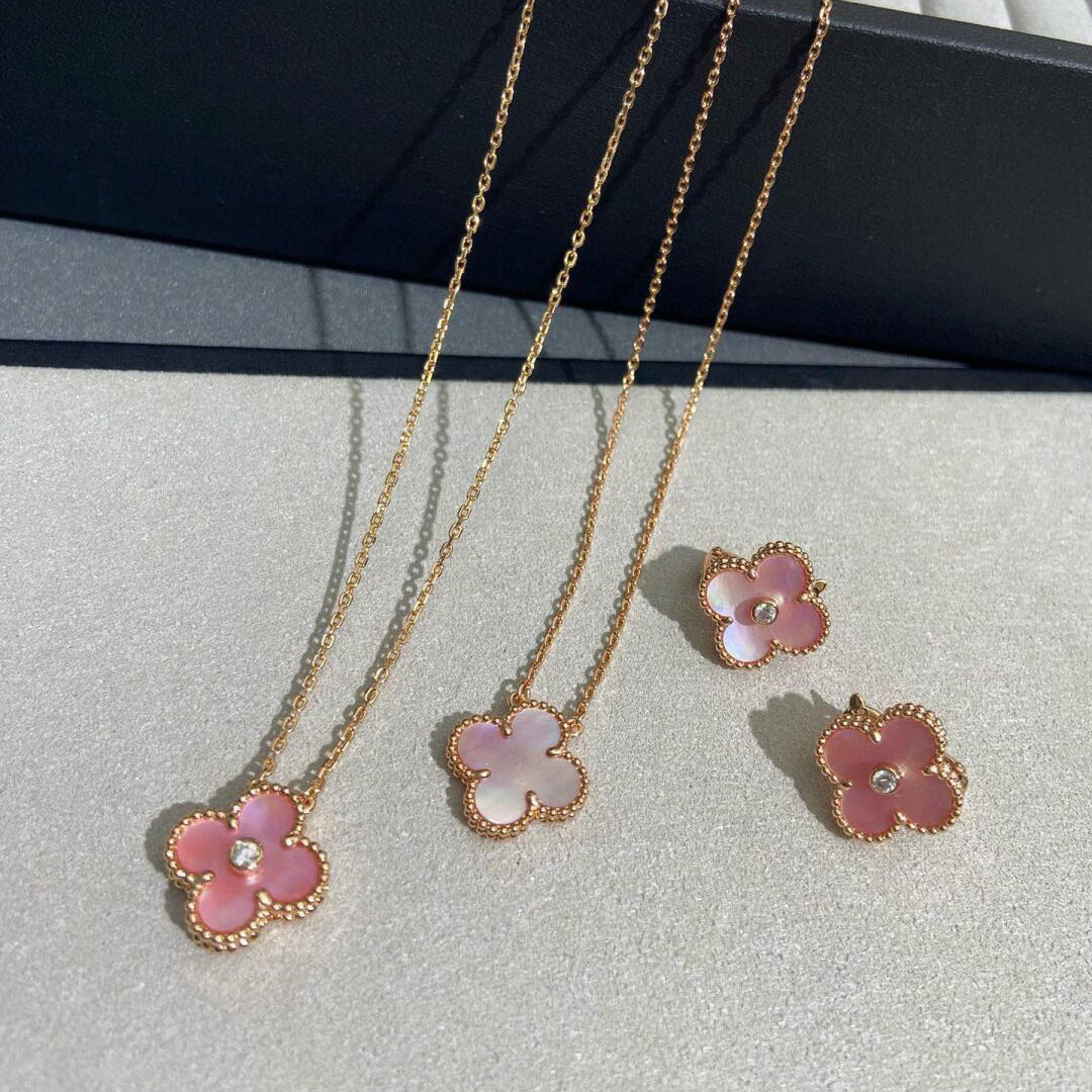 [BIJOUX]CLOVER 15MM DIAMOND PINK MOP NECKLACE