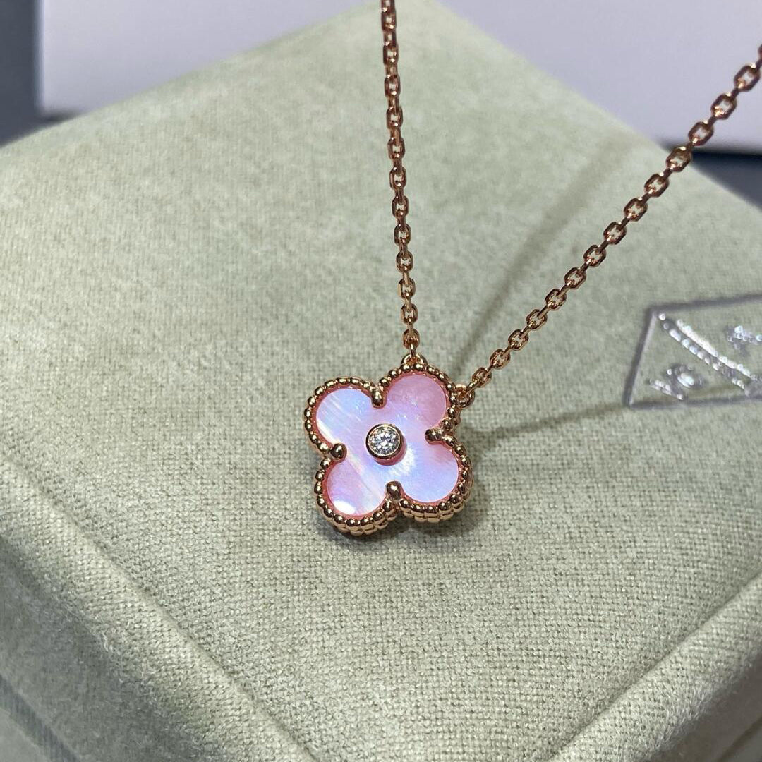 [BIJOUX]COLLIER TRÈFLE 15 MM NACRE ROSE DIAMANT