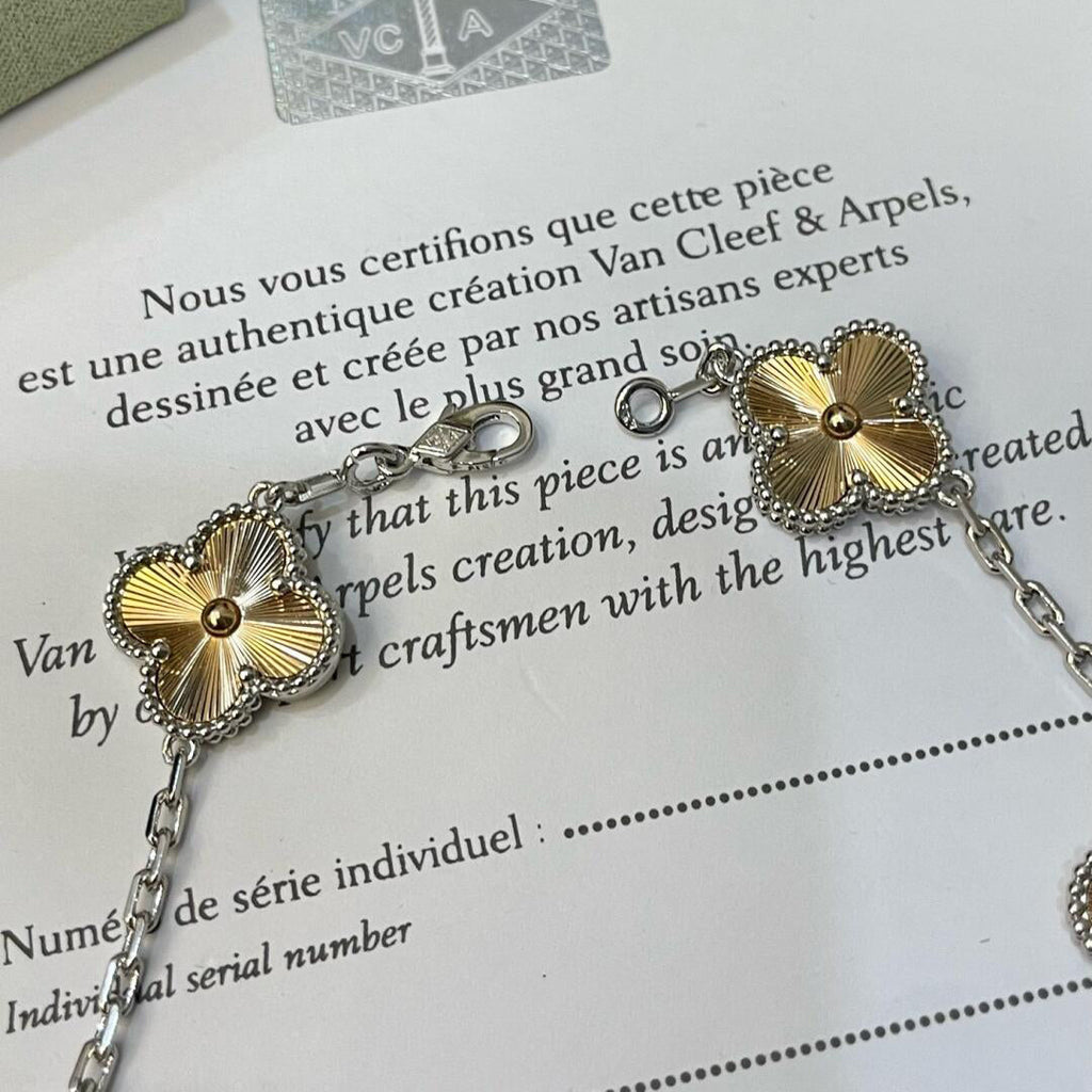 [BIJOUX]CLOVER  5 MOTIFS  CHRISTMAS LIMITED EDITION BRACELET