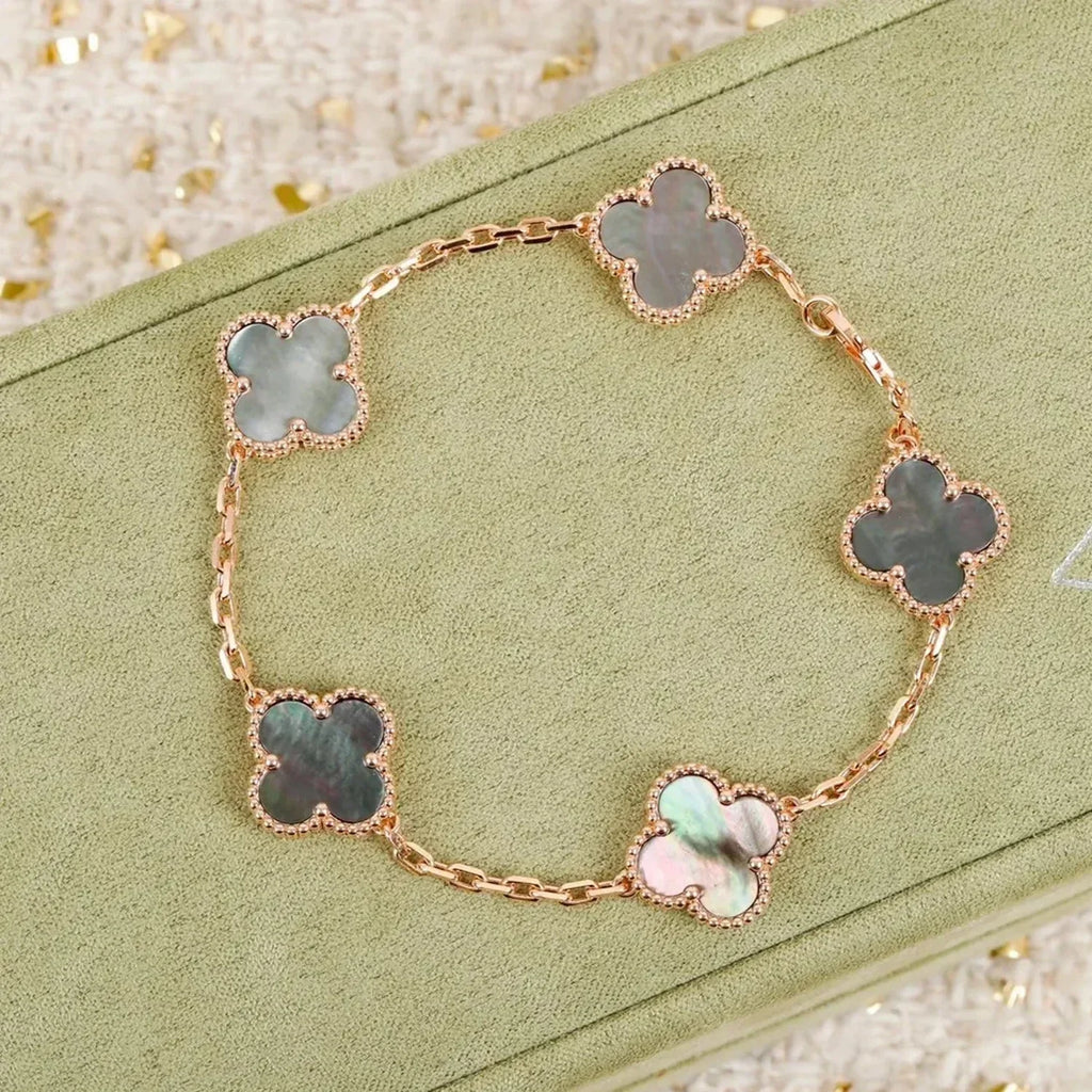 [BIJOUX]CLOVER 5 MOTIF GRAY MOP  BRACELET
