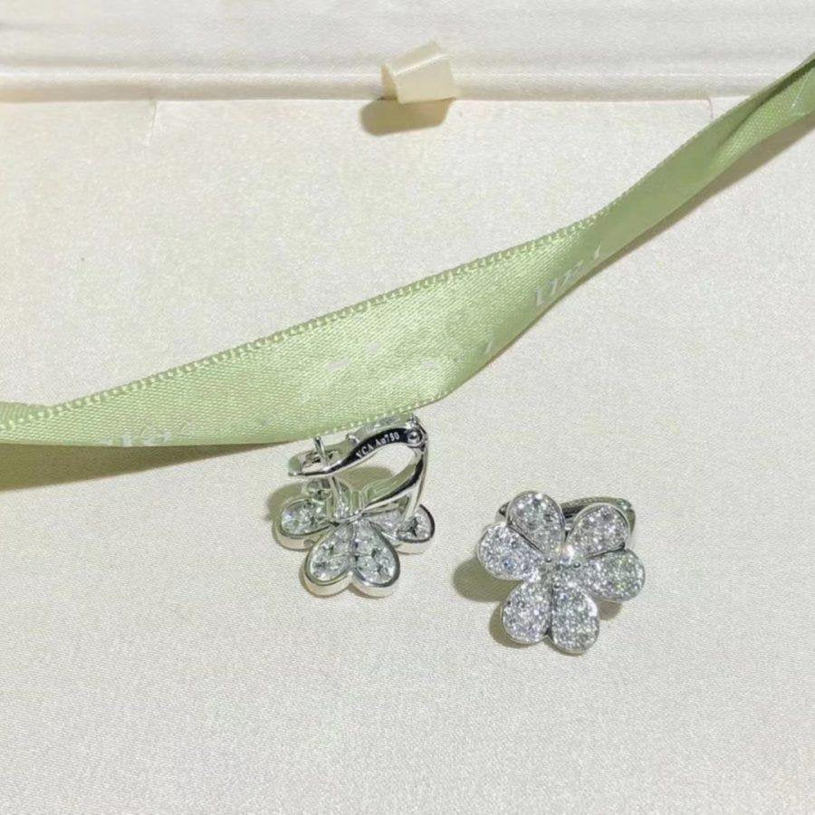 [BIJOUX]フリヴォル シルバー フラワー ダイヤモンド イヤリング