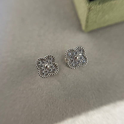 [BIJOUX]CLOVER MINI DIAMOND STUD EARRINGS