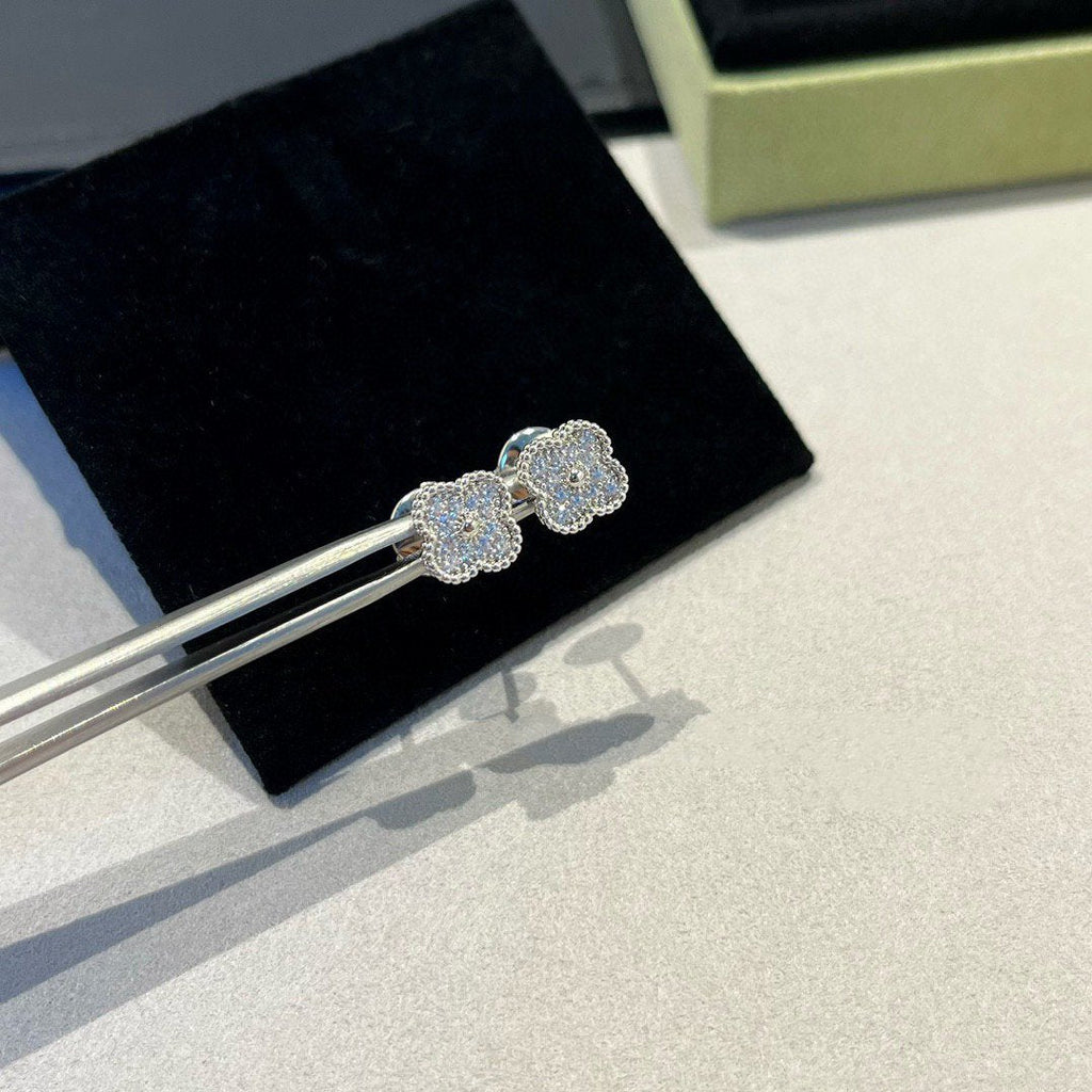 [BIJOUX]CLOVER MINI DIAMOND STUD EARRINGS