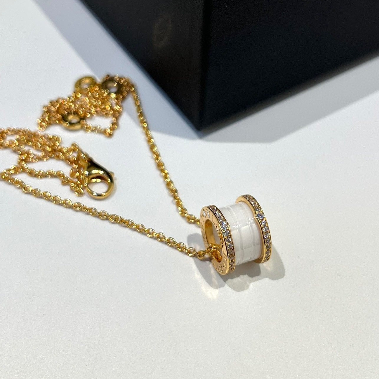 [BIJOUX]ZERO 1 WHITE CERAMIC DIAMOND PINK GOLD NECKLACE